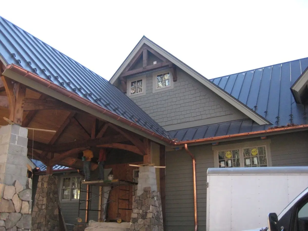 Craftsman Roofing team delivering quality roofing work in Peru